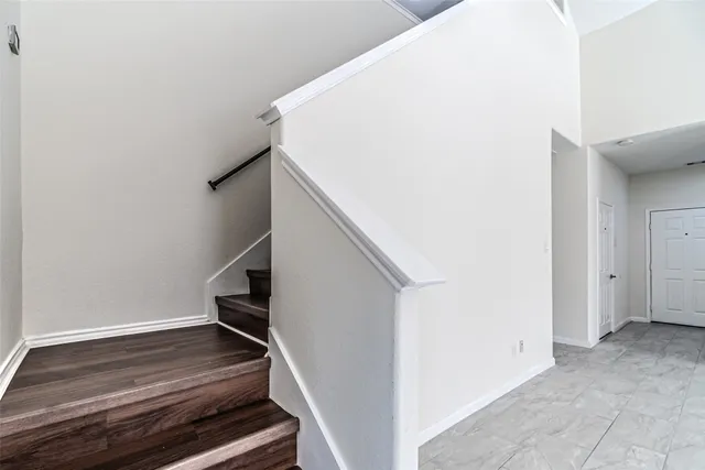 $2,490 | 18111 Hillock Glen Lane, Cypress, TX 77429