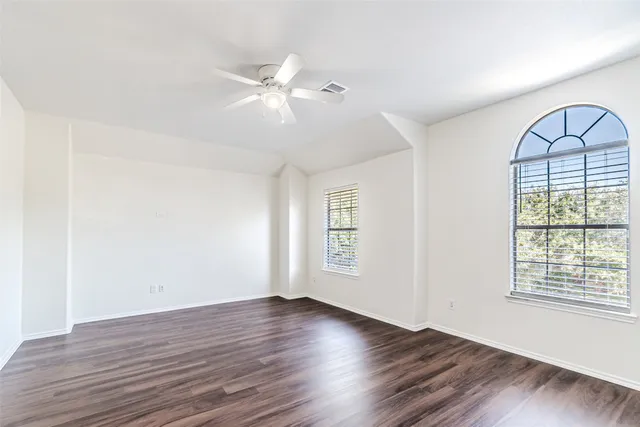 $2,490 | 18111 Hillock Glen Lane, Cypress, TX 77429