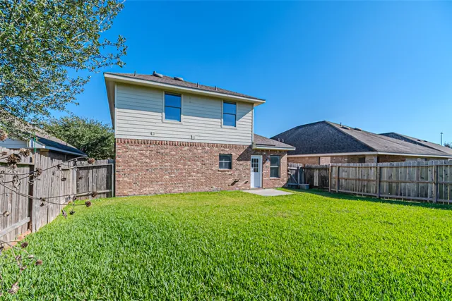 $2,490 | 18111 Hillock Glen Lane, Cypress, TX 77429