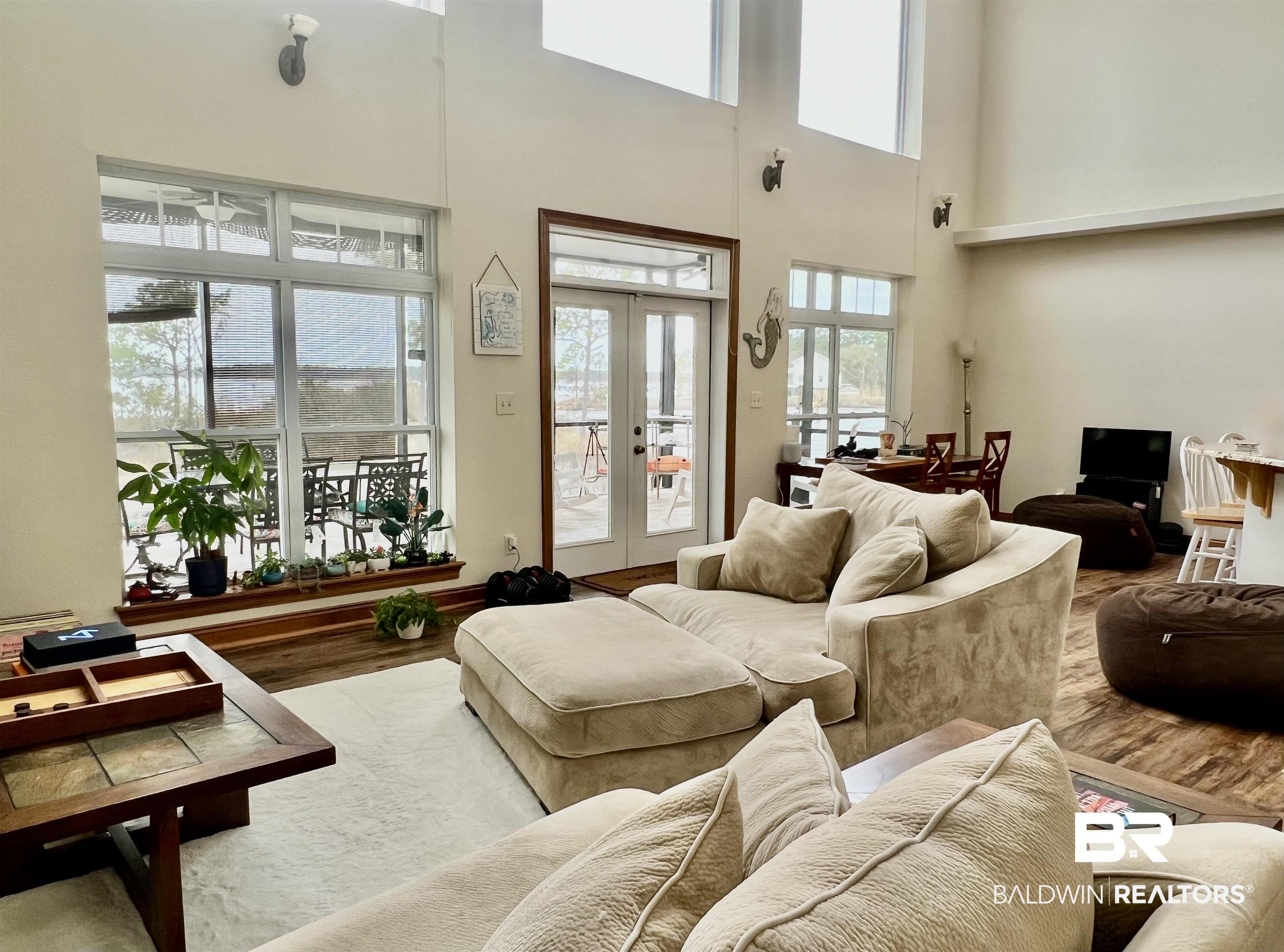 300 Meadson Road Pensacola, FL 32506 - Photo 10 of 40