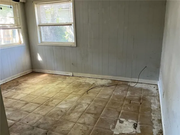 $69,900 | 503 East South 6th Street, Seneca, SC 29678
