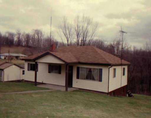377 Paris Coll Road Burgettstown, PA 15021 - Photo 1 of 1 Gallery Image 1