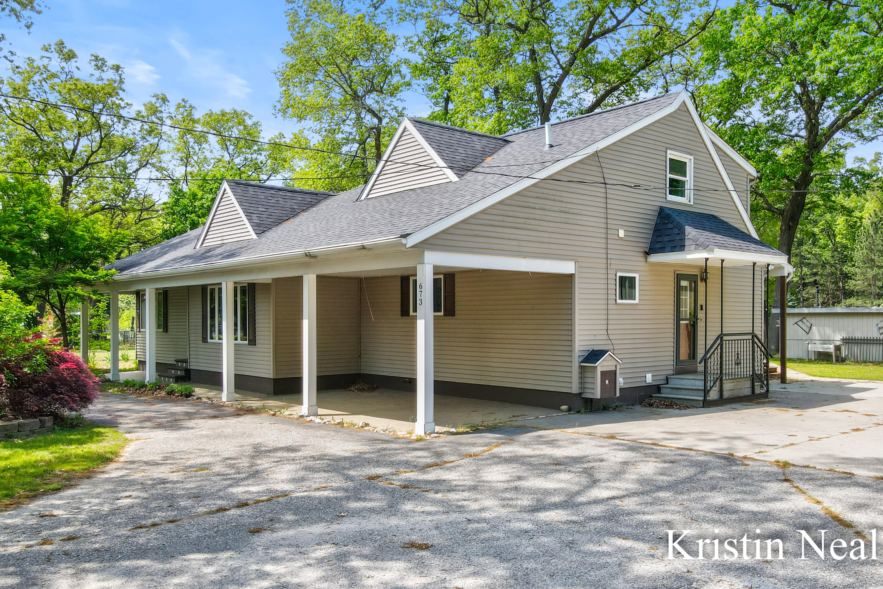 673 South Wolf Lake Road Muskegon, MI 49442 - Photo 2 of 56 Kristin Neal - 673 S Wolf Lake Drive (56