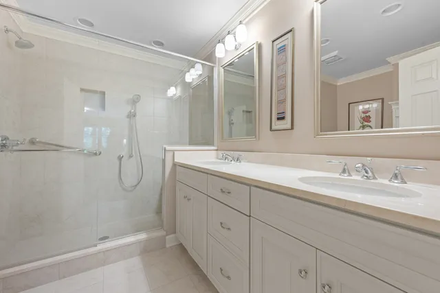 $749,000 | 28 Warrington Drive, Lake Bluff, IL 60044