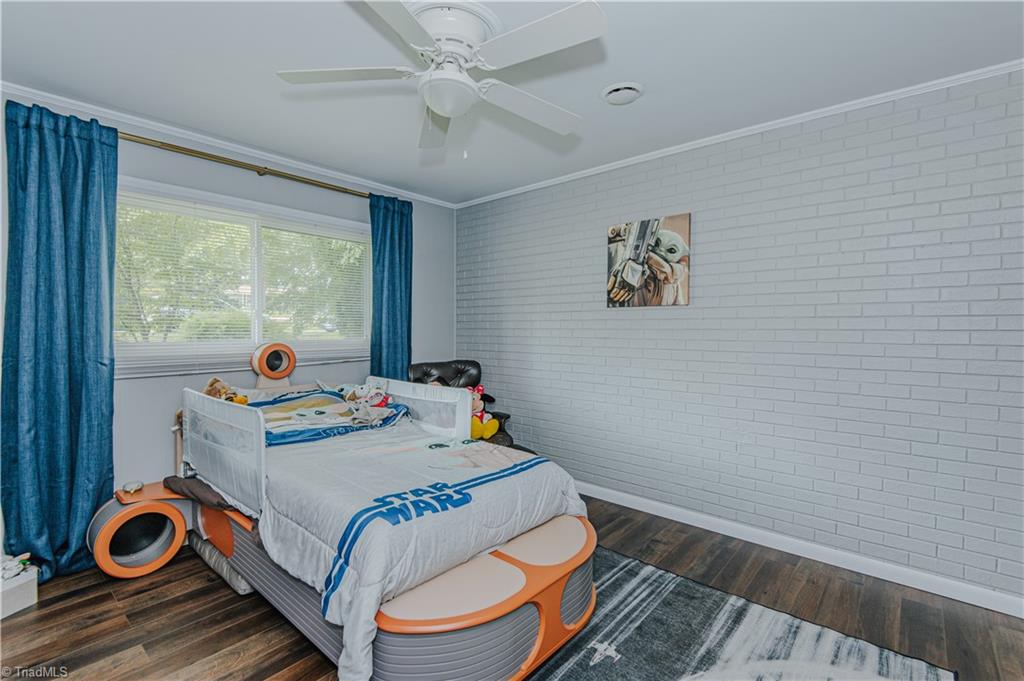 217 Pine Ridge Drive High Point, NC 27262 - Photo 17 of 41 Bedroom 1