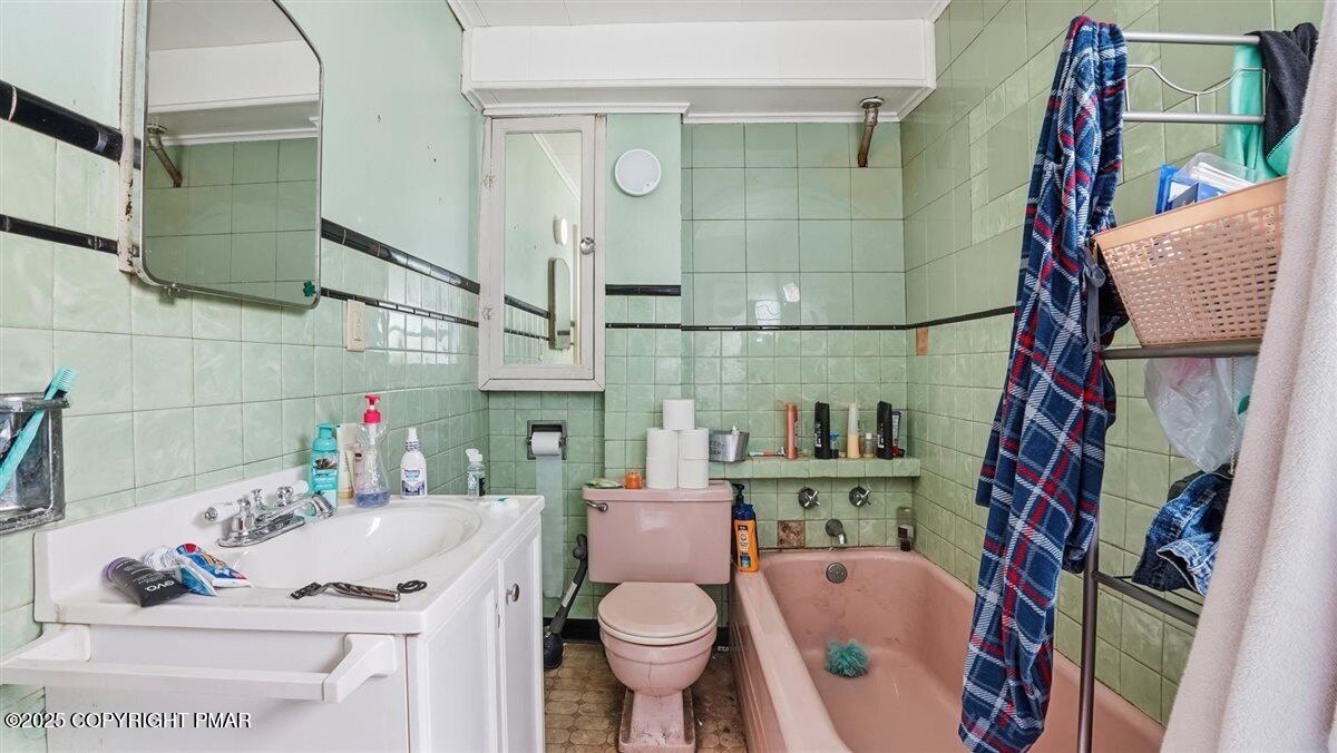 525 Dewey Street Scranton, PA 18519 - Photo 35 of 75 525 Dewey Street