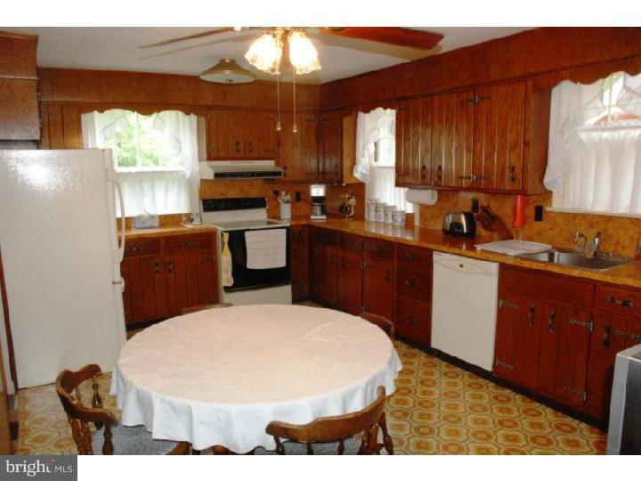6546 Blue Church Road South Coopersburg, PA 18036 - Photo 7 of 17 Gallery Image 7