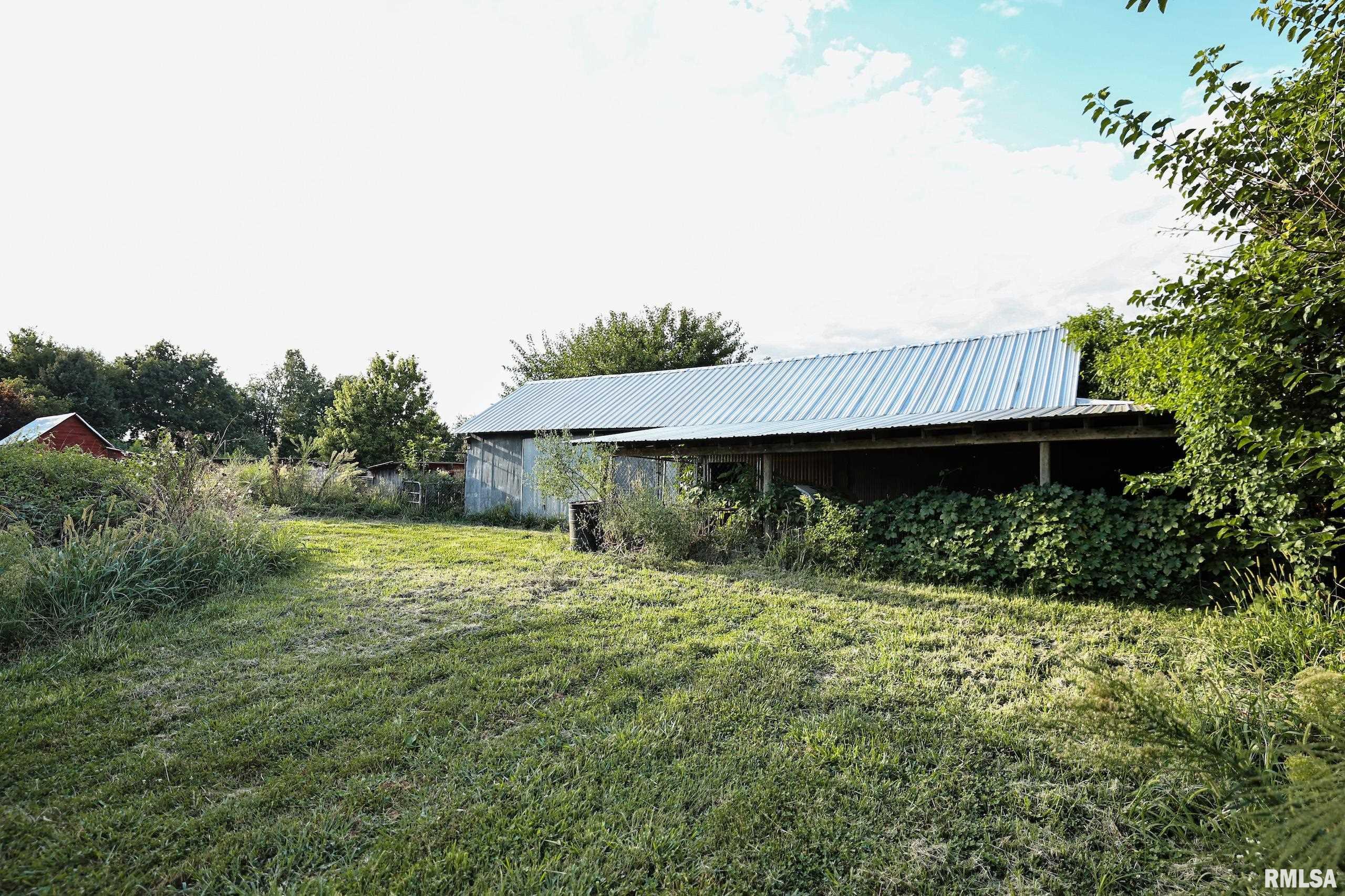 21044 435th Street Pittsfield, IL 62363 - Photo 17 of 55