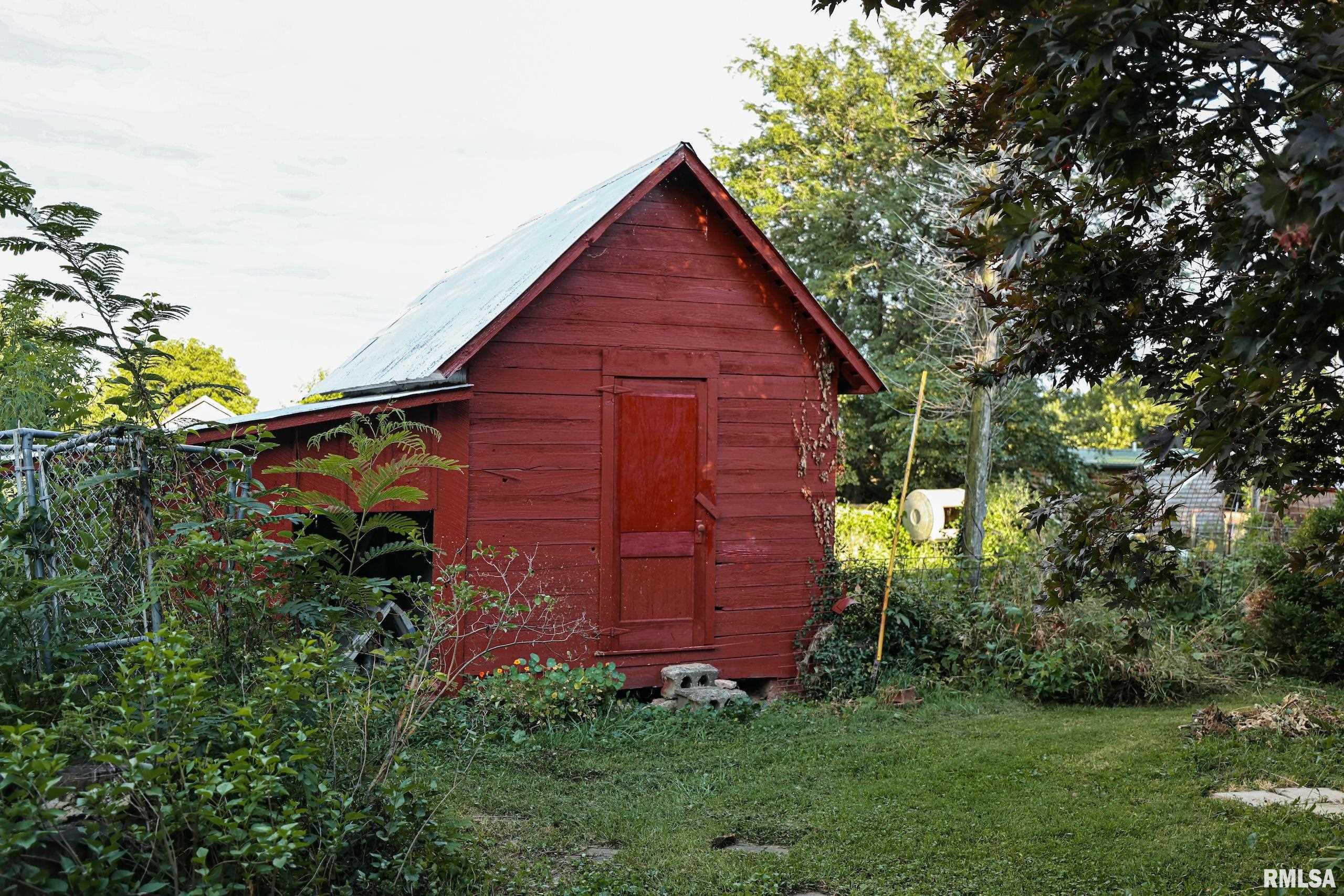 21044 435th Street Pittsfield, IL 62363 - Photo 32 of 55