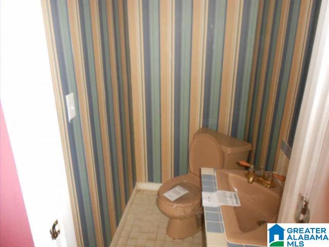 1725 Patch Place Anniston, AL 36201 - Photo 14 of 16