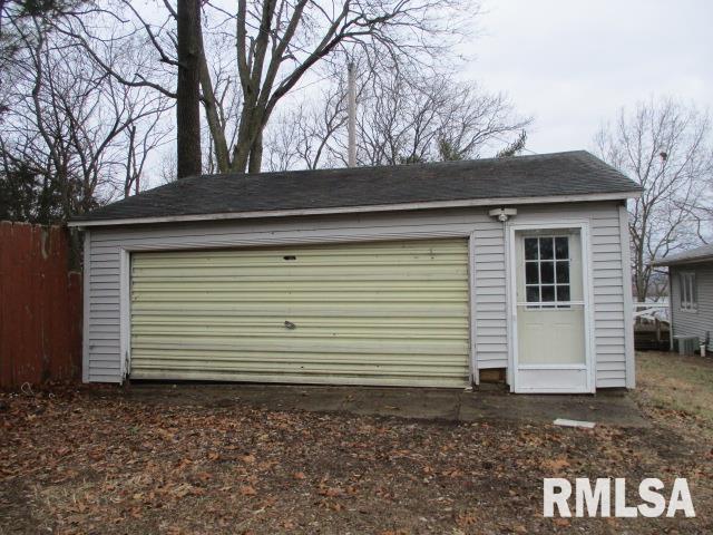 9917 Tobacco Road Manito, IL 61546 - Photo 14 of 32 Gallery Image 14