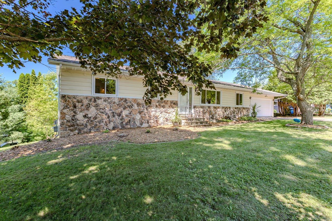 1410 Woodlawn Road Wausau, WI 54403 - Photo 1 of 44