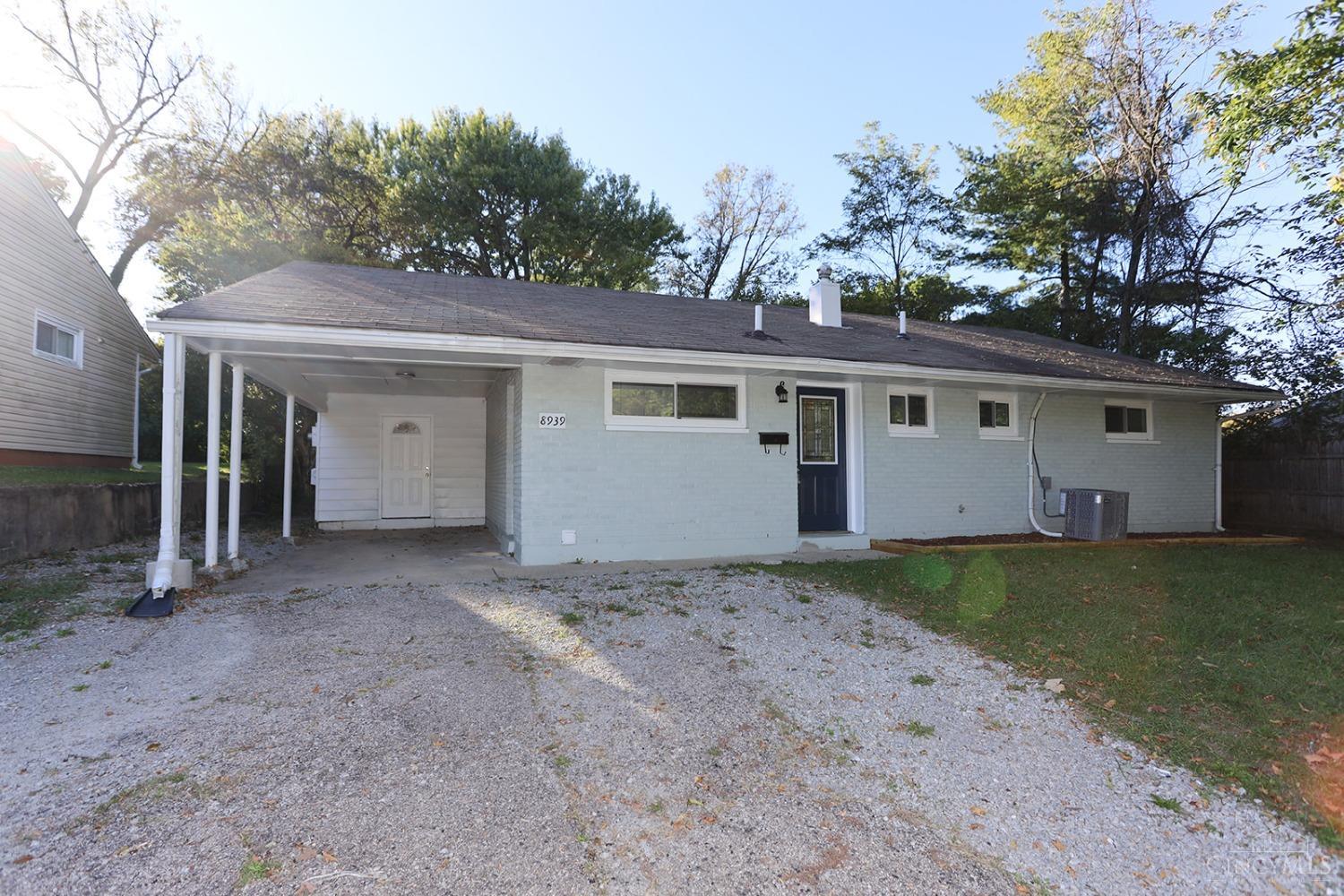 8939 Daly Road Cincinnati, OH 45231 - Photo 2 of 26
