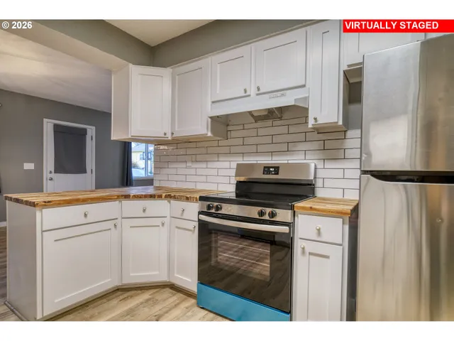 $390,000 | 224 North 3rd Street, St. Helens, OR 97051