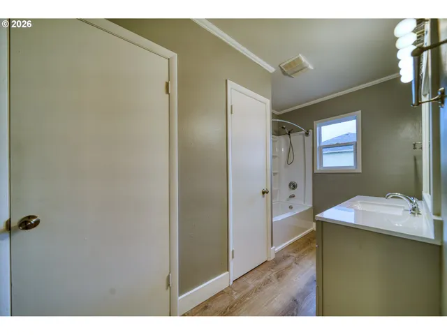 $390,000 | 224 North 3rd Street, St. Helens, OR 97051