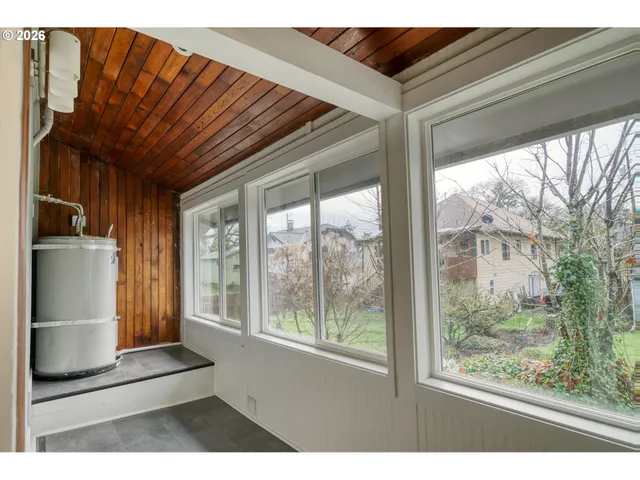 $390,000 | 224 North 3rd Street, St. Helens, OR 97051