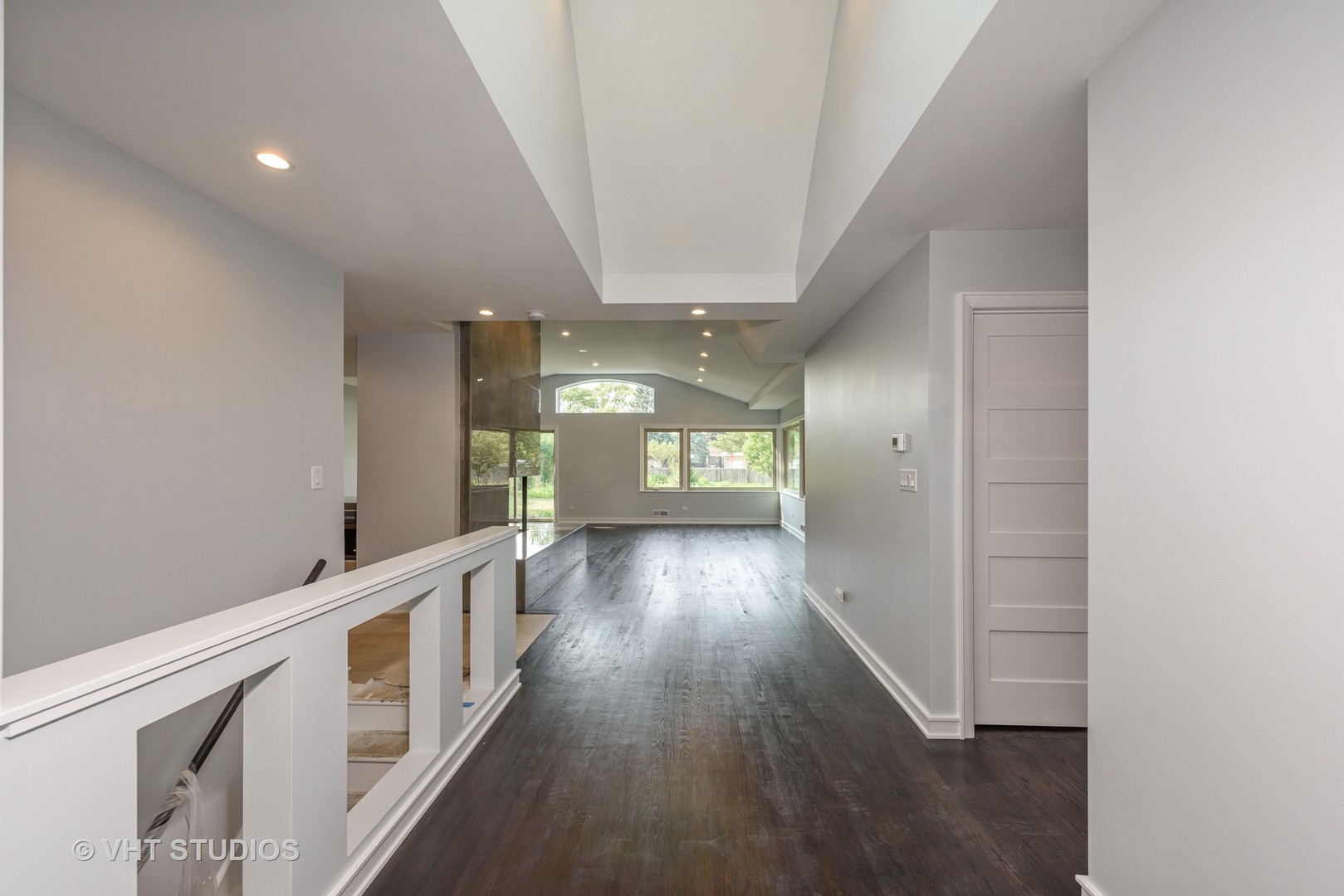 146 Michael John Drive Park Ridge, IL 60068 - Photo 6 of 27