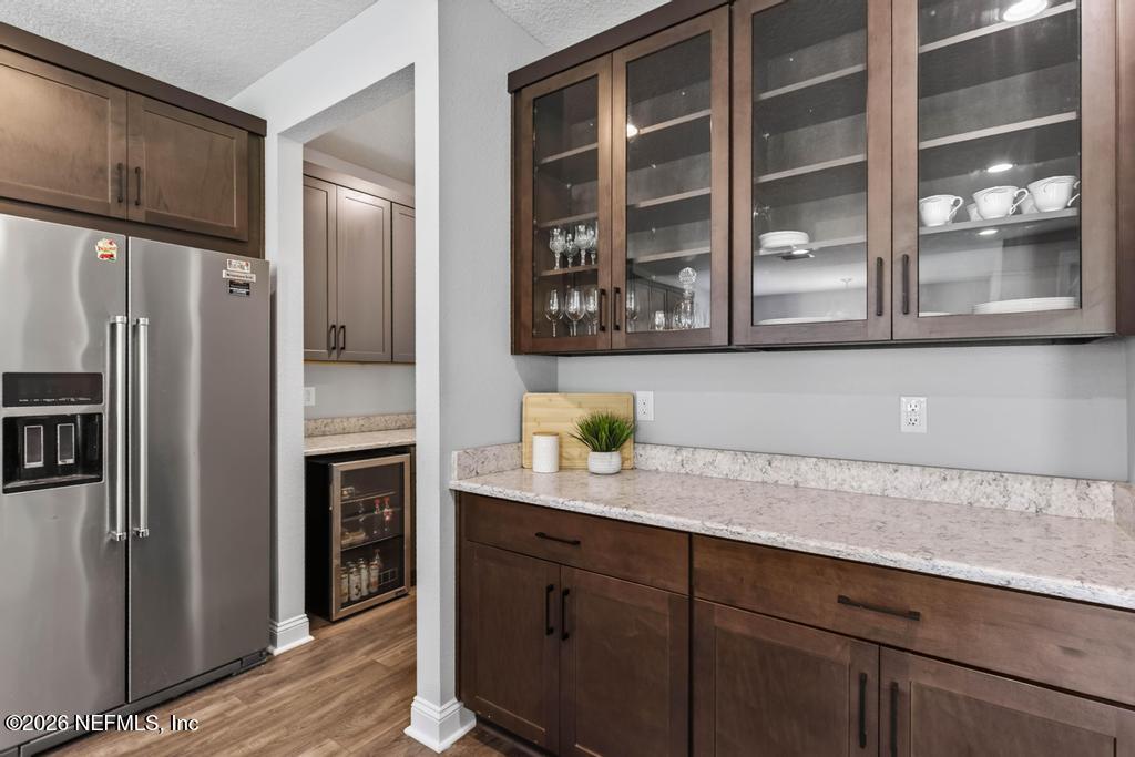 96 Hillendale Circle St. Johns, FL 32259 - Photo 17 of 104 Glass Cabinets