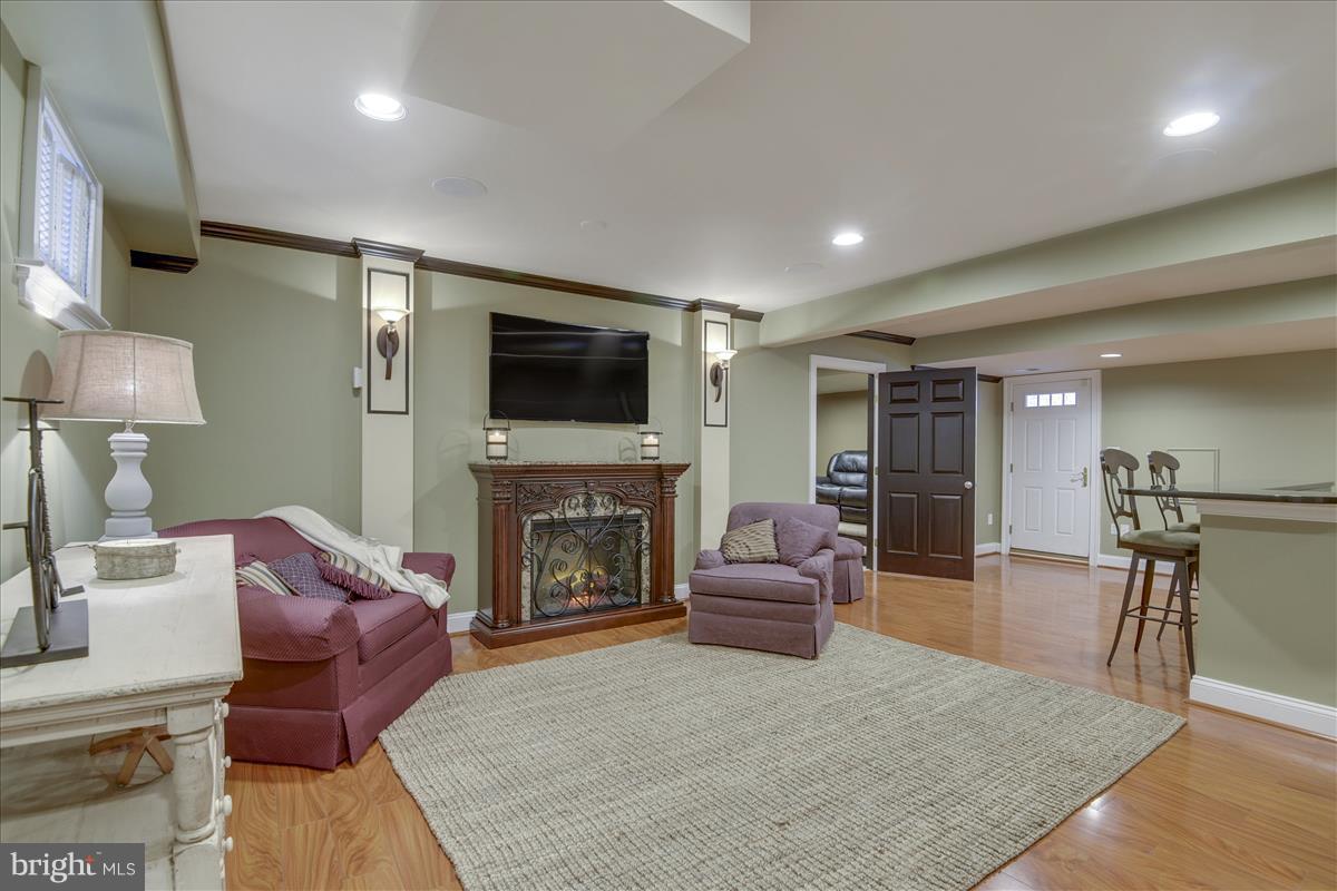 9904 Hall Road Potomac, MD 20854 - Photo 19 of 29 Basement