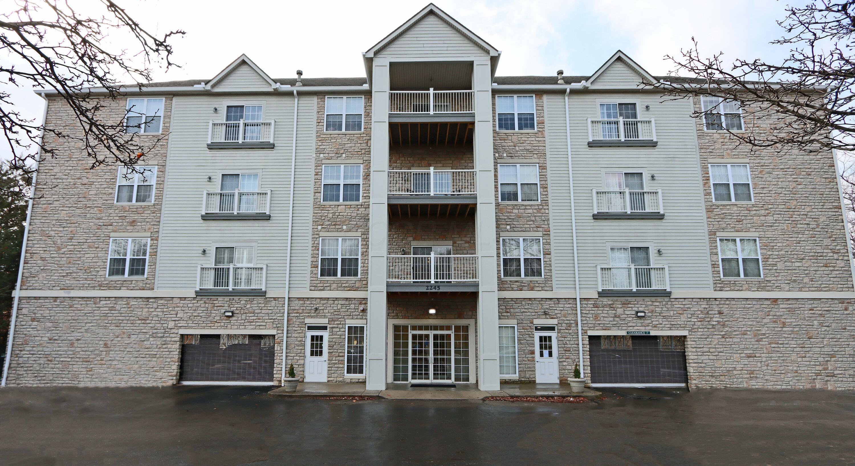 2245 Riverside Drive, Unit 309 Columbus, OH 43221 - Photo 1 of 58