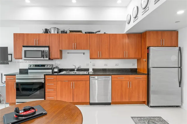 $261,900 | 111 East Flagler Street, Unit 603, Miami, FL 33131