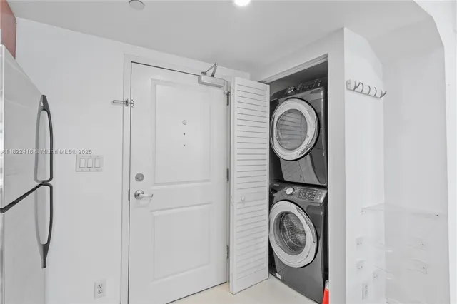 $261,900 | 111 East Flagler Street, Unit 603, Miami, FL 33131