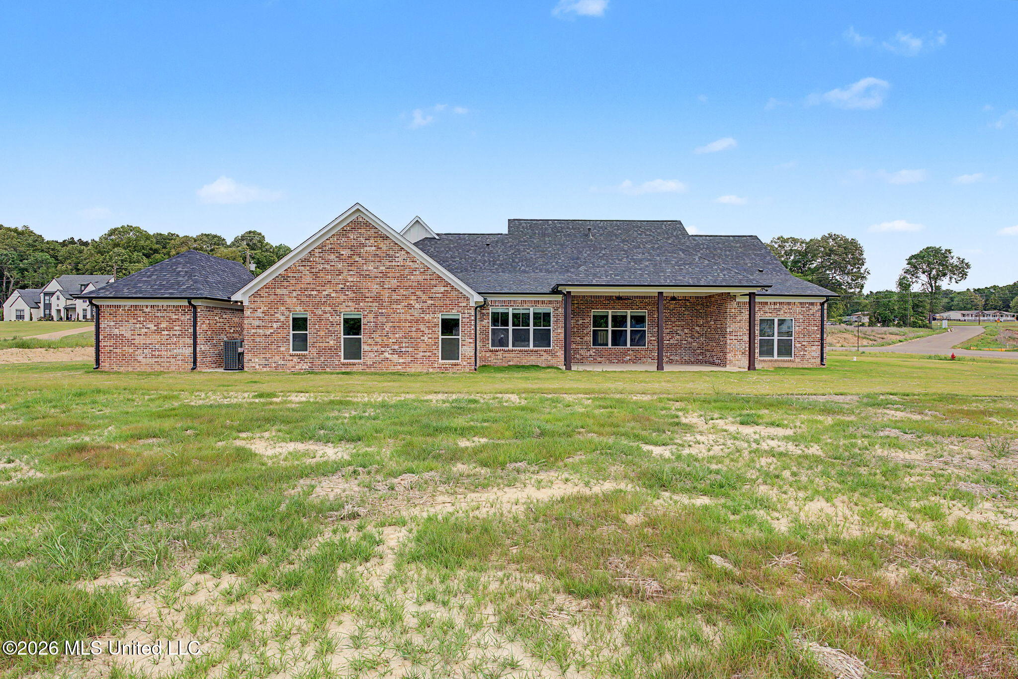 2401 Lauren Way Hernando, MS 38632 - Photo 29 of 34 Back of Home