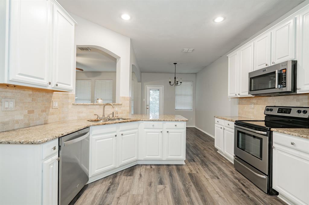 10321 Augusta Lane Rowlett, TX 75089 - Photo 26 of 33