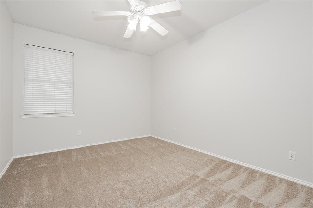 10321 Augusta Lane Rowlett, TX 75089 - Photo 8 of 33