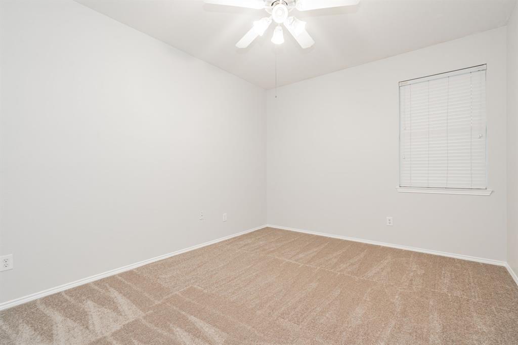 10321 Augusta Lane Rowlett, TX 75089 - Photo 10 of 33