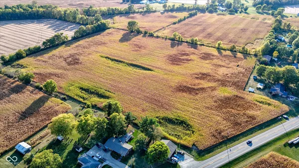 $699,900 | 390 West State Road 38, Sheridan, IN 46069