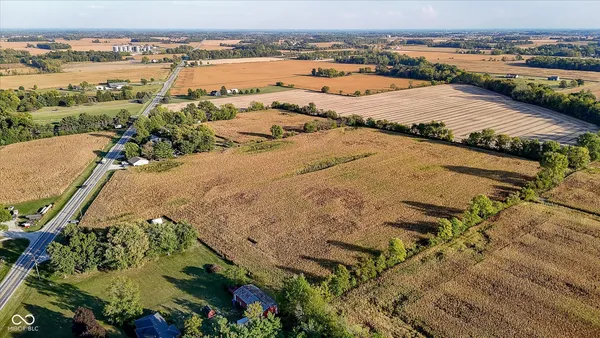 $699,900 | 390 West State Road 38, Sheridan, IN 46069