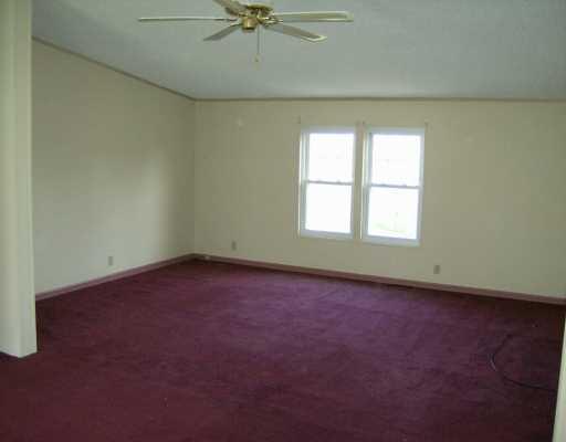 1488 Evelyn Road Baldwin, PA 15227 - Photo 3 of 8 Living Room.