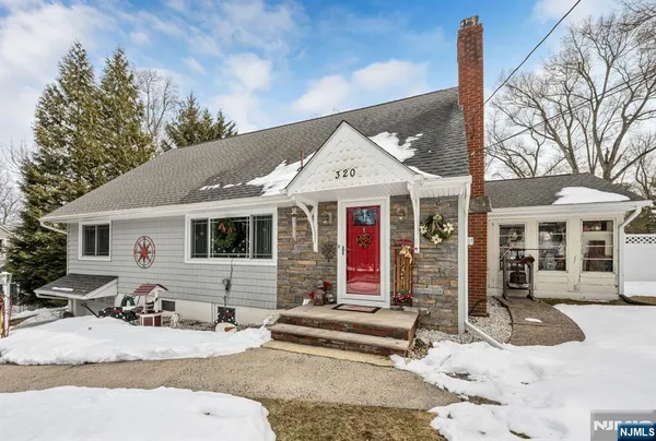 $789,900 | 320 Cedar Hill Avenue, Wyckoff, NJ 07481