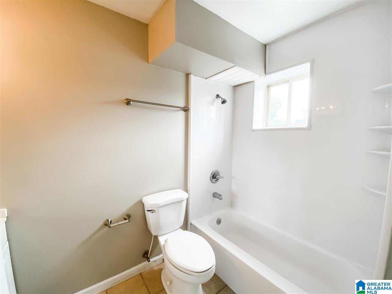 2990 Rhodes Circle South, Unit 208 Birmingham, AL 35205 - Photo 11 of 15
