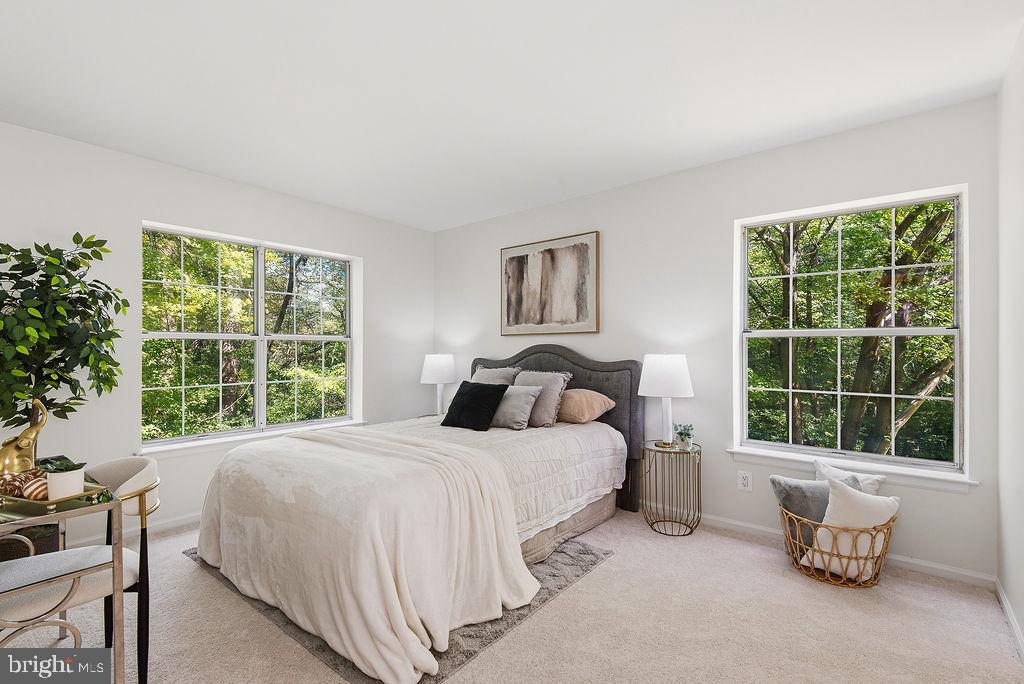 5809 Cove Landing Road, Unit 203 Burke, VA 22015 - Photo 17 of 38 Gallery Image 17