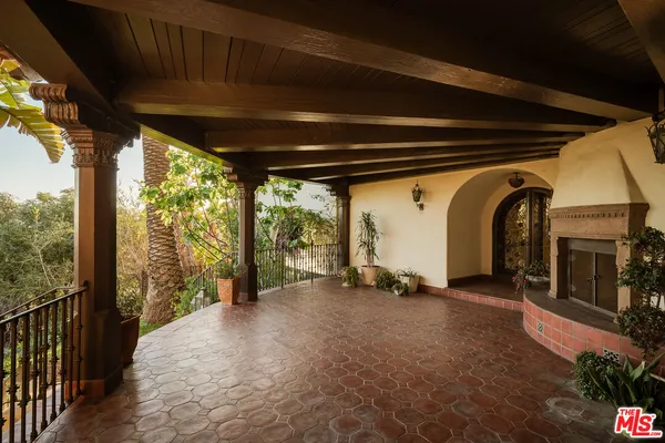 $9,985,000 | 2400 Inverness Avenue, Los Angeles, CA 90027