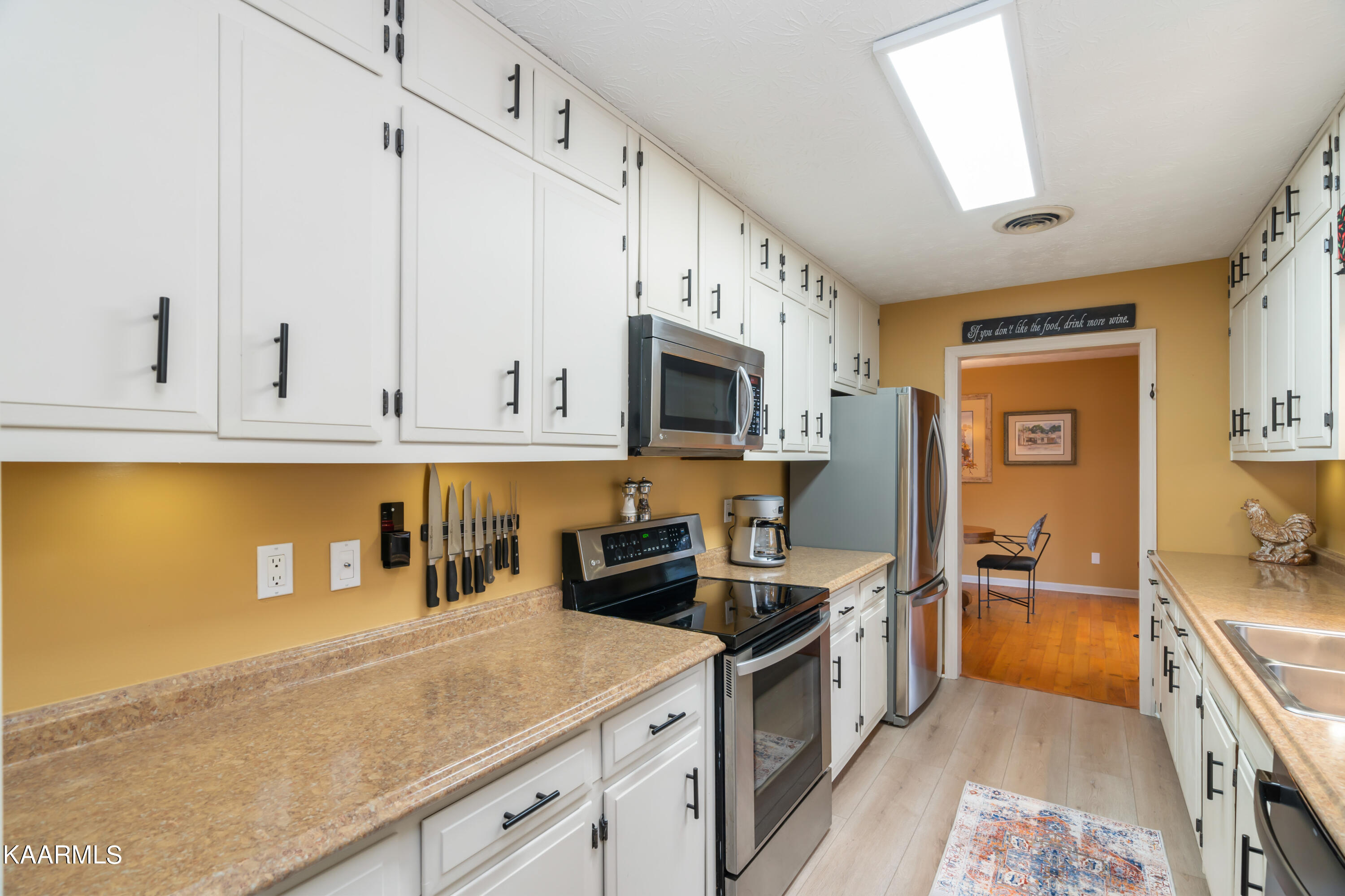 140 Grandcove Lane Oak Ridge, TN 37830 - Photo 13 of 36 140 Grandcove Lane-13