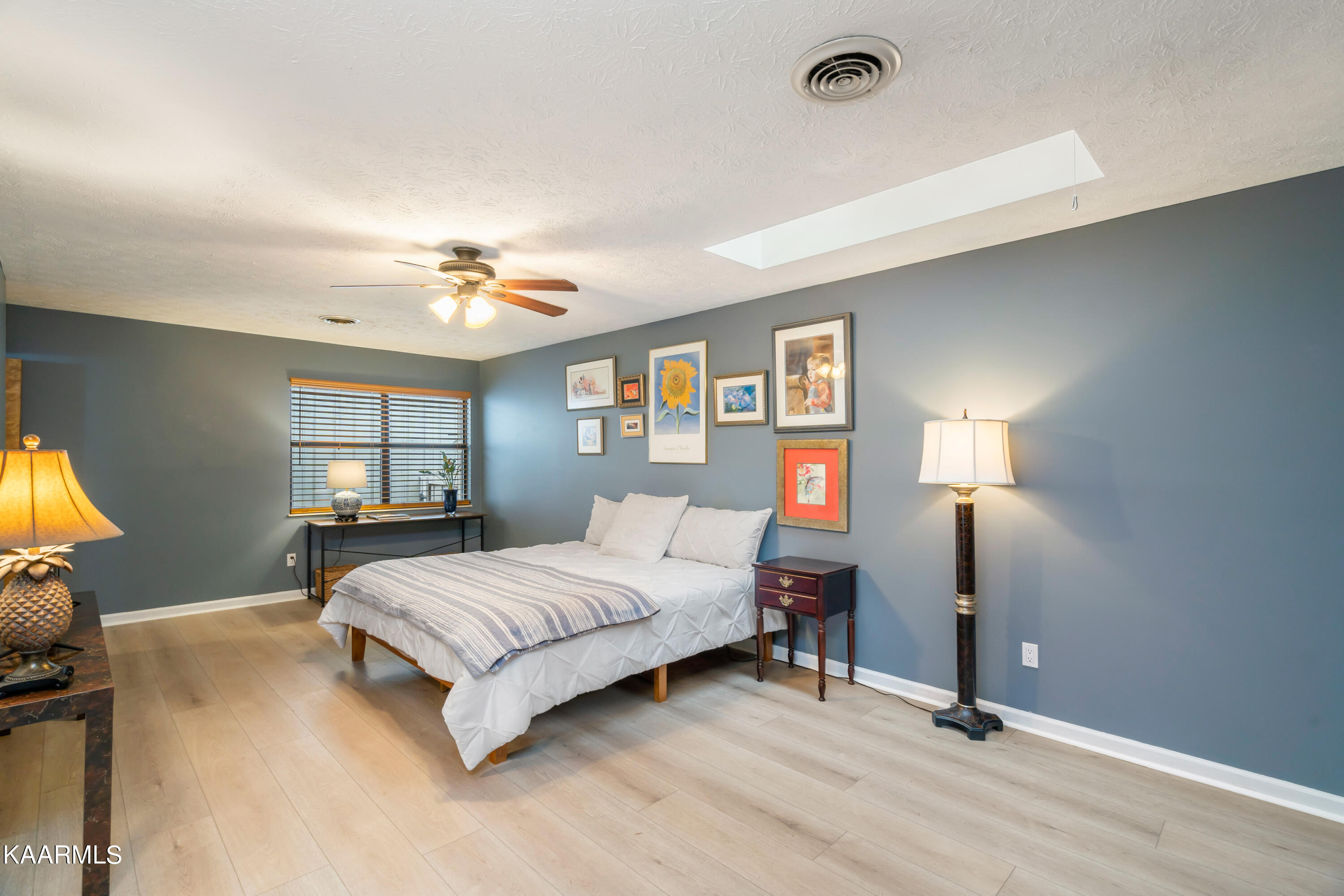 140 Grandcove Lane Oak Ridge, TN 37830 - Photo 20 of 36 140 Grandcove Lane-30-1