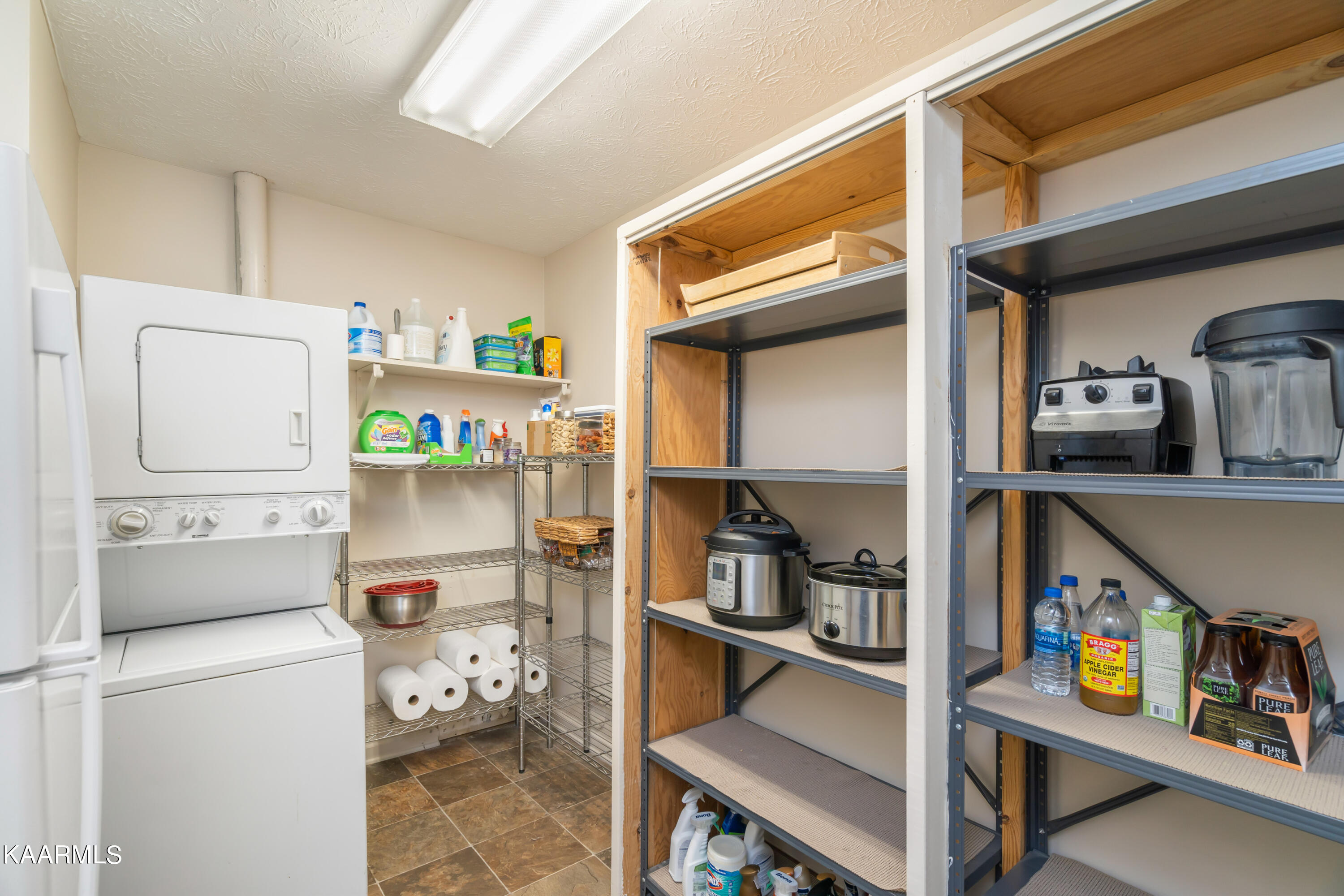 140 Grandcove Lane Oak Ridge, TN 37830 - Photo 28 of 36 140 Grandcove Lane-22