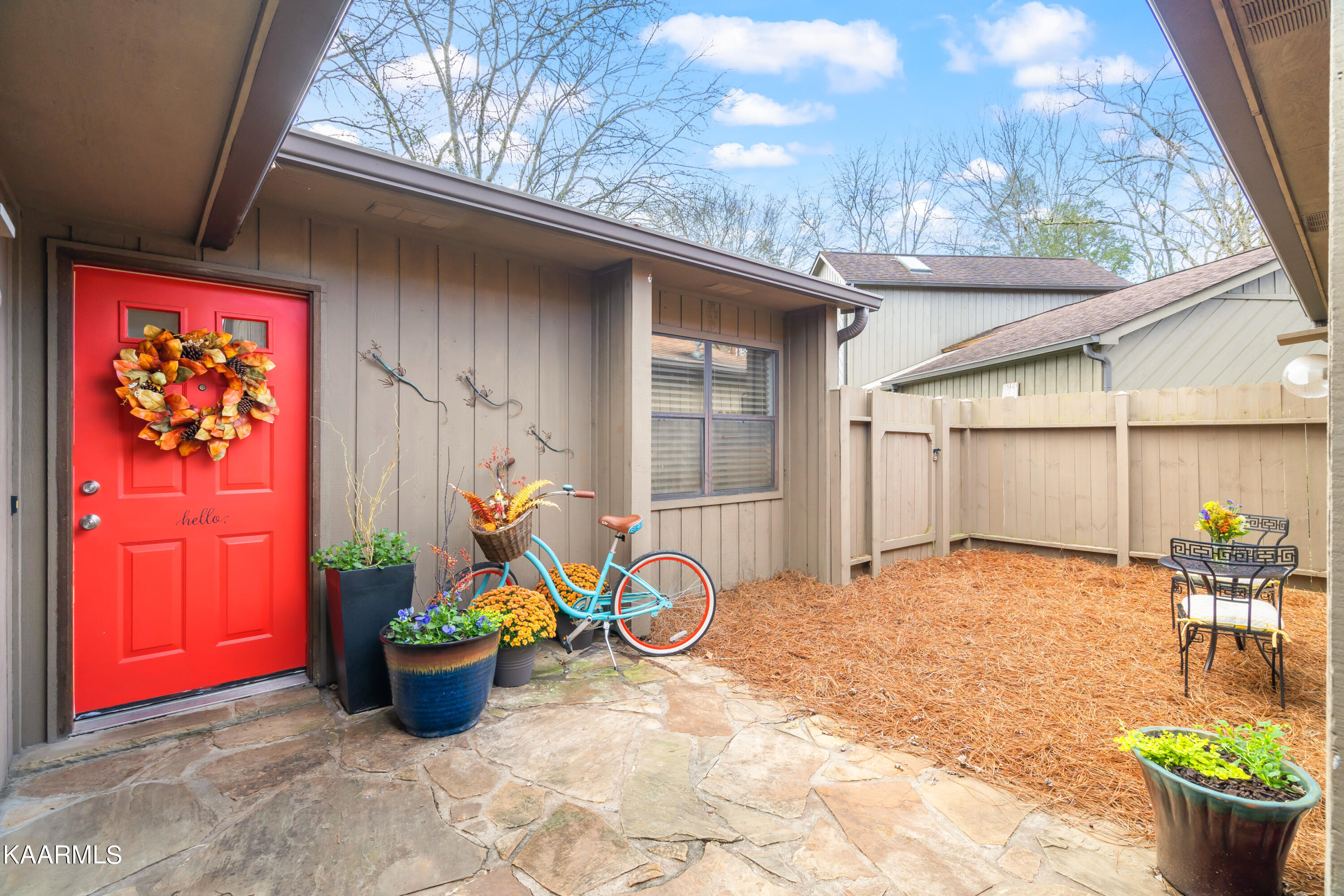 140 Grandcove Lane Oak Ridge, TN 37830 - Photo 3 of 36 140 Grandcove Lane-40