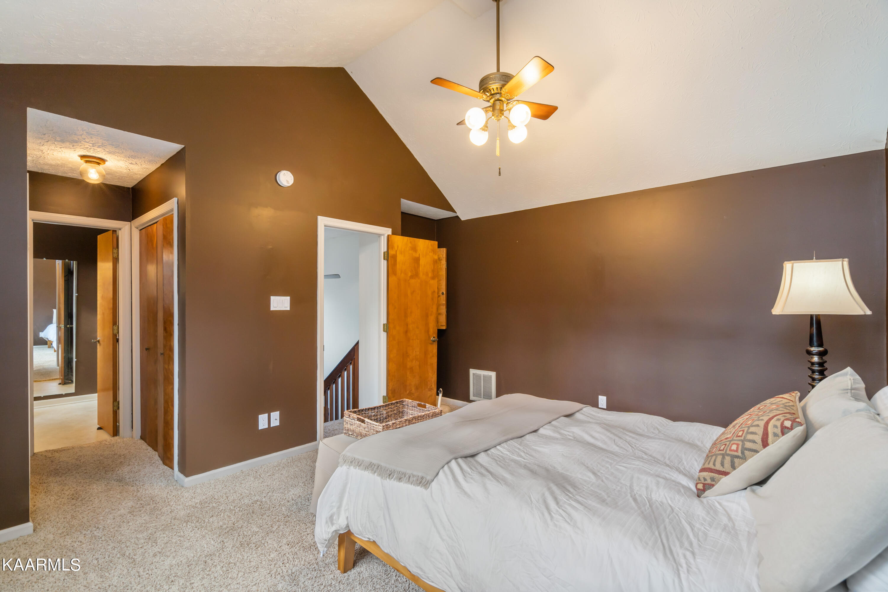 140 Grandcove Lane Oak Ridge, TN 37830 - Photo 31 of 36 140 Grandcove Lane-24