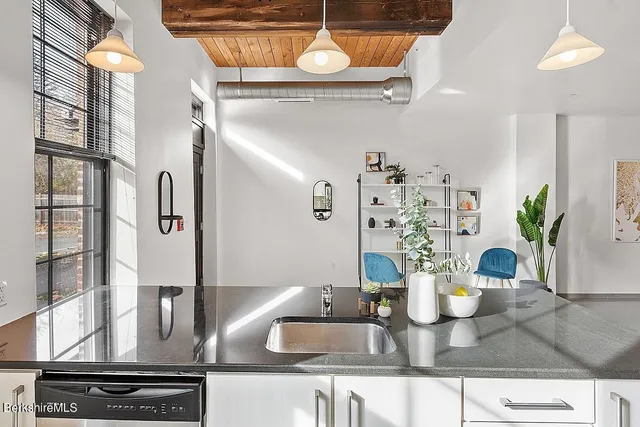 $650,000 | 160 Water Street, Unit 23, Williamstown, MA 01267