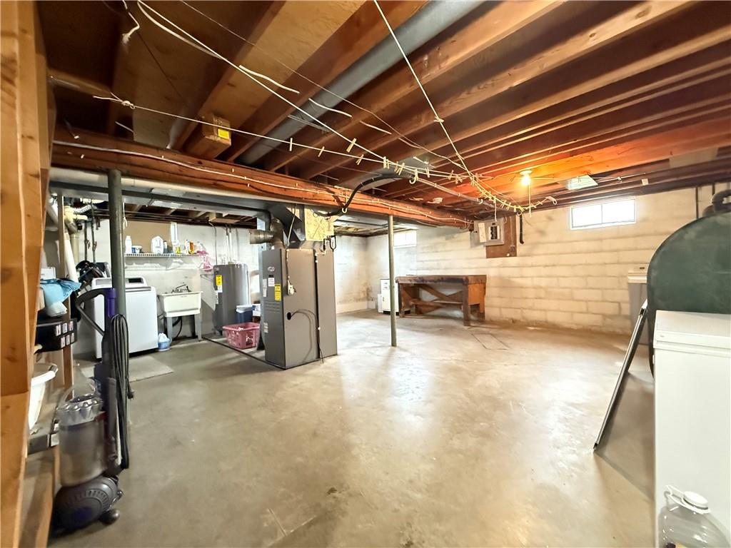 558 Clay Furnace Road Sharpsville, PA 16150 - Photo 45 of 49 a view of gym