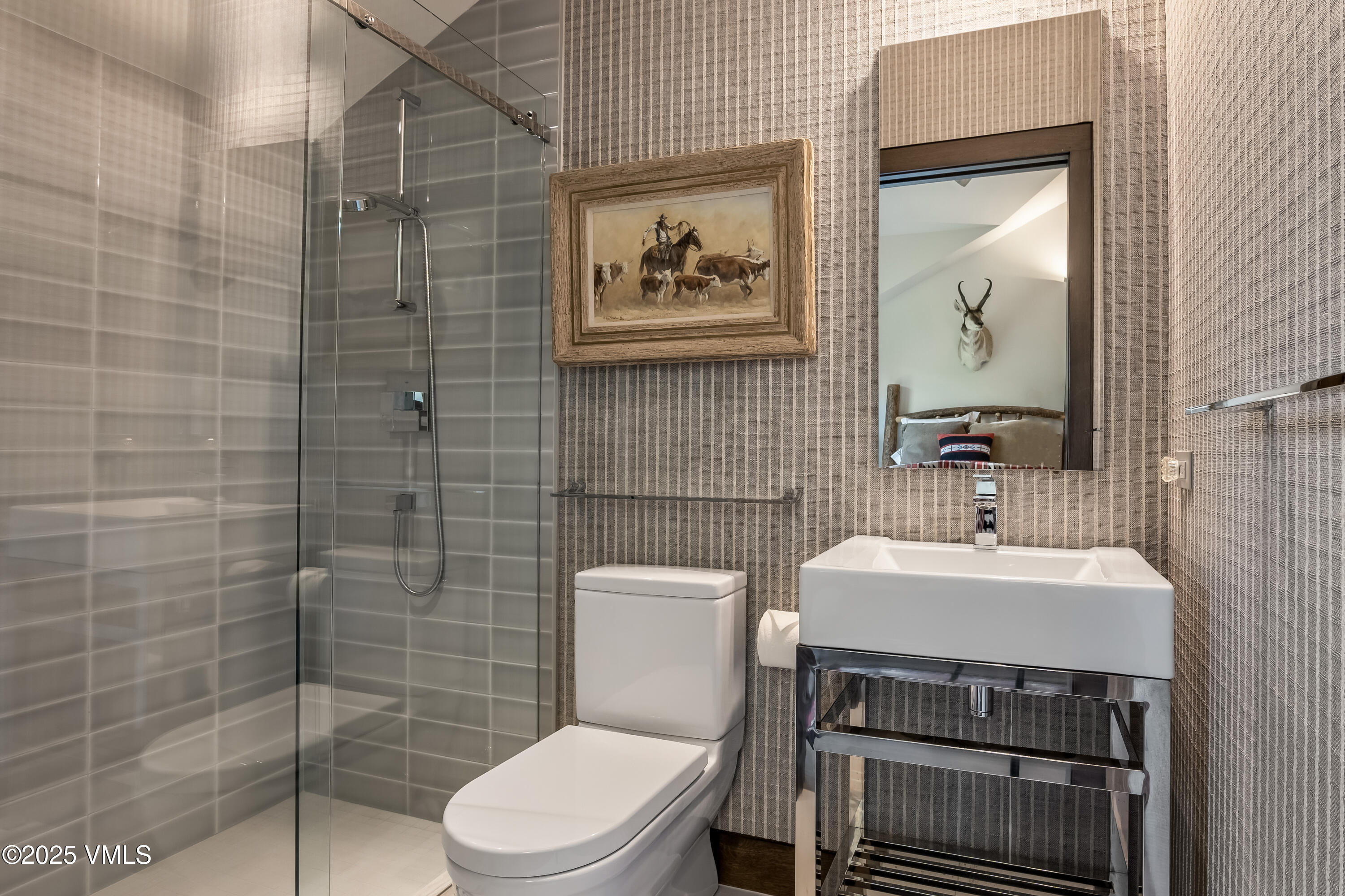 455 Old Creamery Road Edwards, CO 81632 - Photo 36 of 52 second level ensuite guest bathroom thre