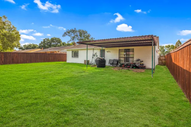 $1,700 | 14527 Dartwood Drive, Houston, TX 77049