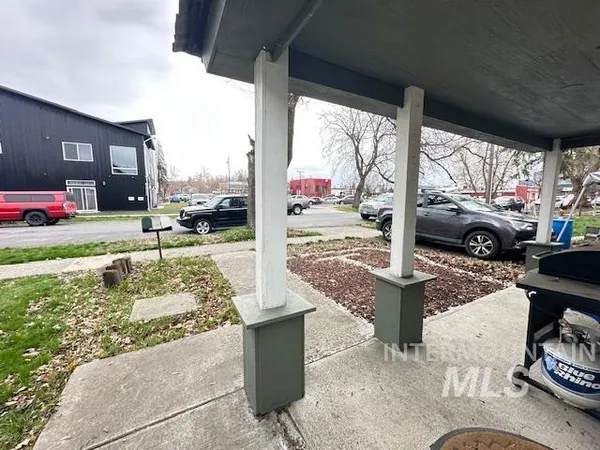 $299,000 | 503 South Almon Street, Moscow, ID 83843
