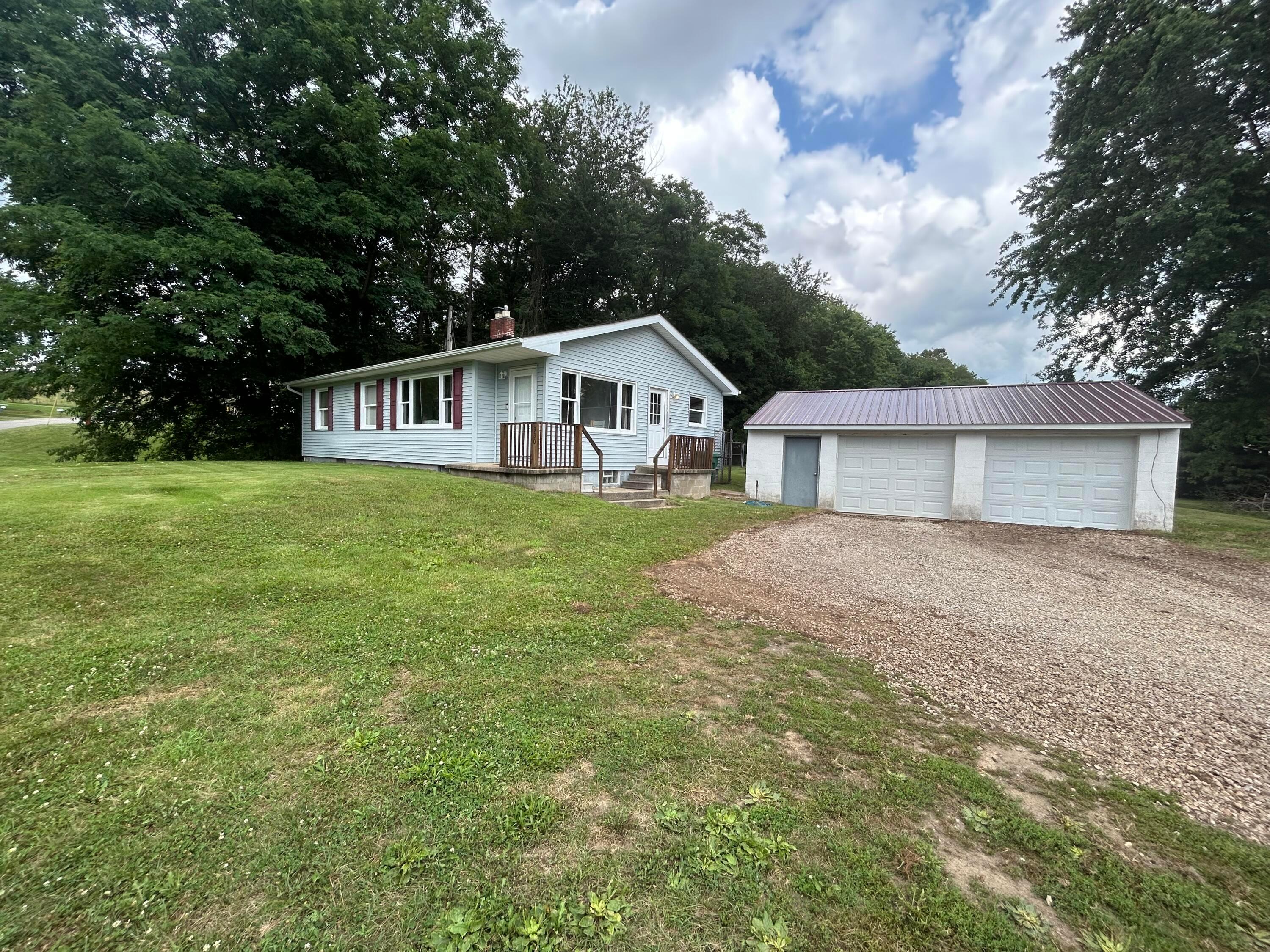 930 Lake Road Southeast Lancaster, OH 43130 - Photo 23 of 31 IMG_9144