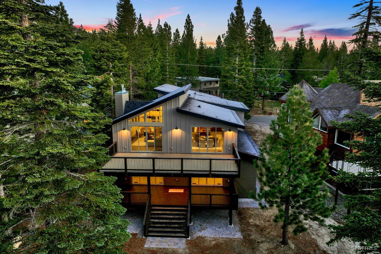 2051 Nez Perce Drive South Lake Tahoe, CA 96150 - Photo 3 of 40 a view of a bench in a backyard