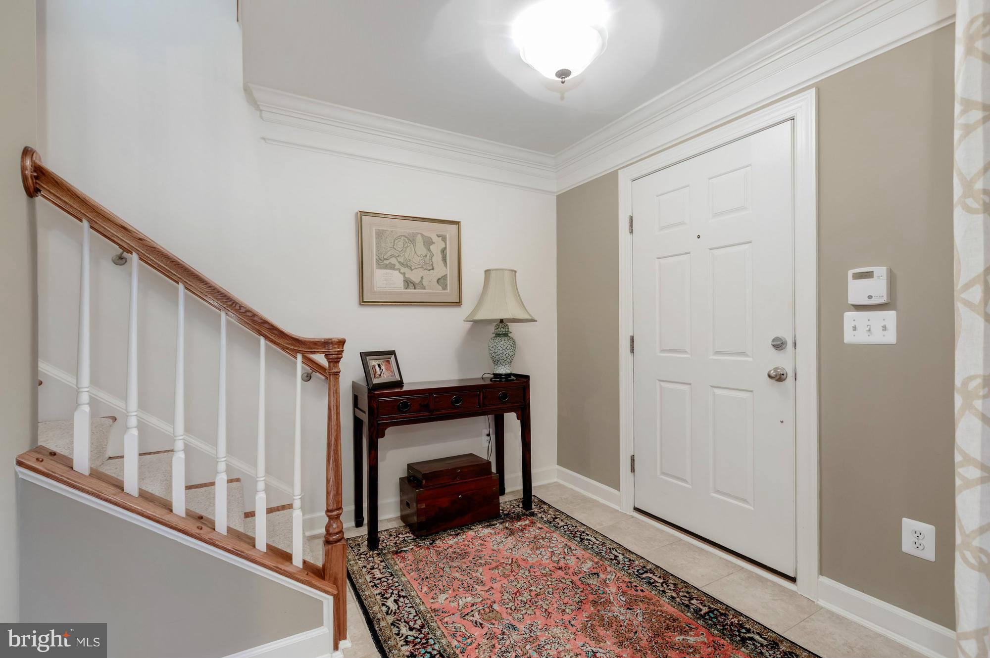 842 West Glebe Road Alexandria, VA 22305 - Photo 3 of 30 a view of an entryway with furniture